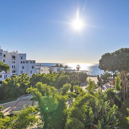 Modern Apartment - 2 Bedrooms, Beachside - Puerto Banus Marbella Exterior foto